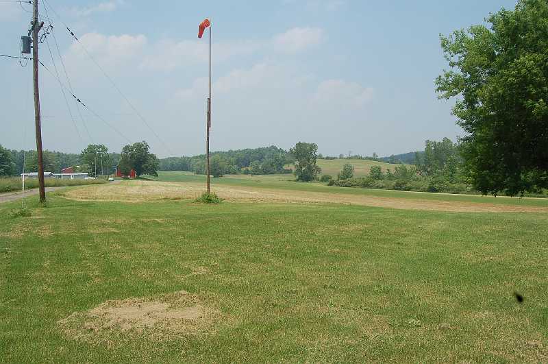 Canada East Tour 2006178.JPG - Al's grass landing strip